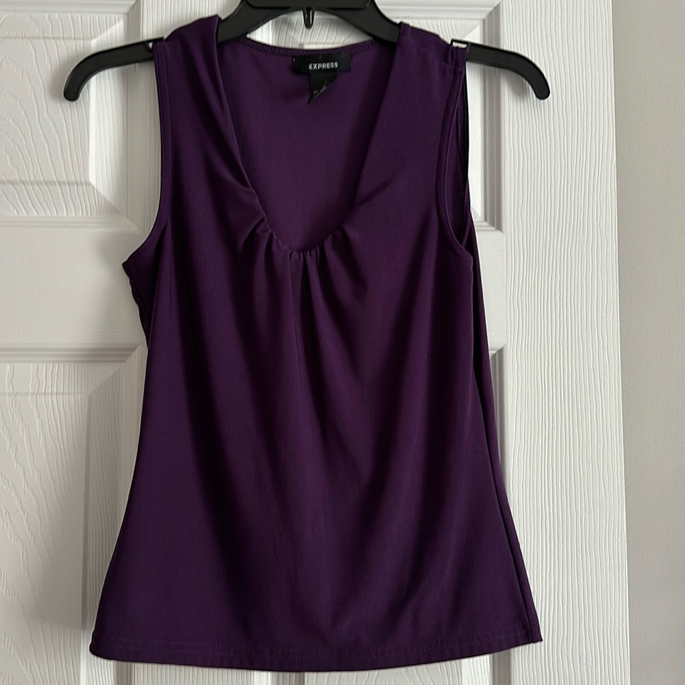 Sleeveless top